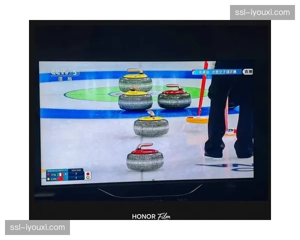 冰壶循环赛偷分能力成关键 中国队对阵英国偷得两分